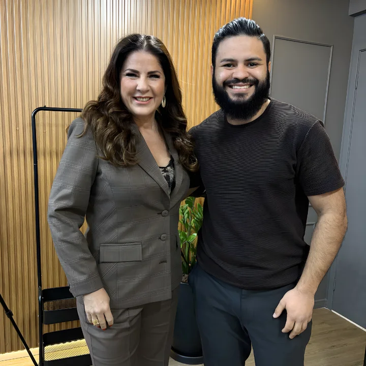 Christiane Pelajo no Anexados